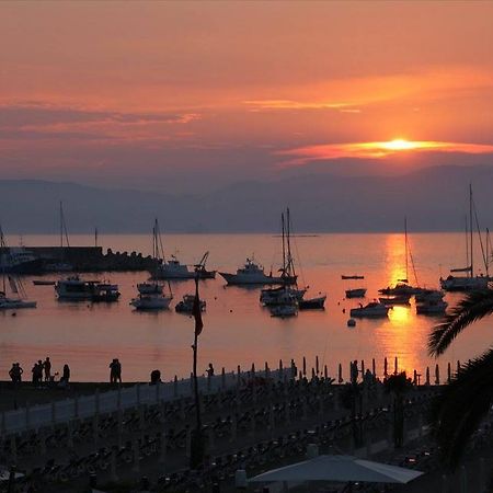 B&B Portobello Sestri Levante Bagian luar foto
